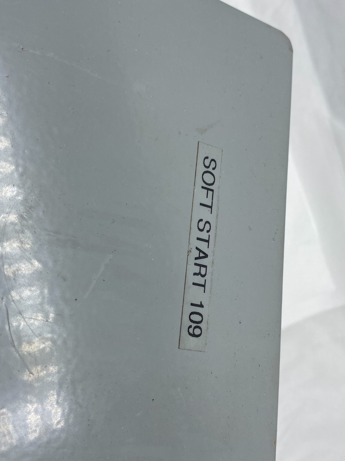 Siemens 3RW3014-1CB14 Soft Starter in McKinstry 51-866 Enclosure Box NEMA 12