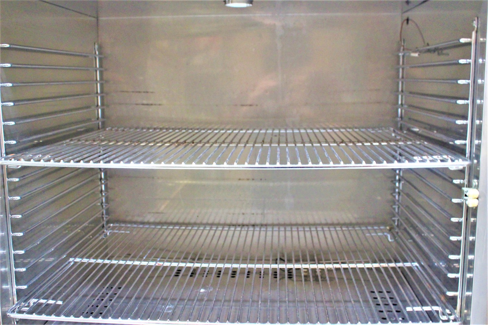 Fisher Scientific 750D Isotemp Incubator 30-75C Temp Range (3368150)