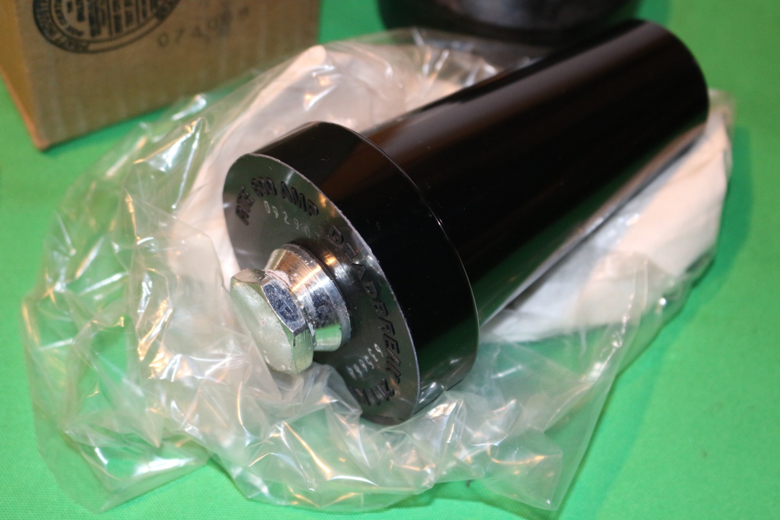 COOPER DIP635A 600 A 35 KV CLASS INSULATING PLUG Deadend Plug w/ Cap No Stud