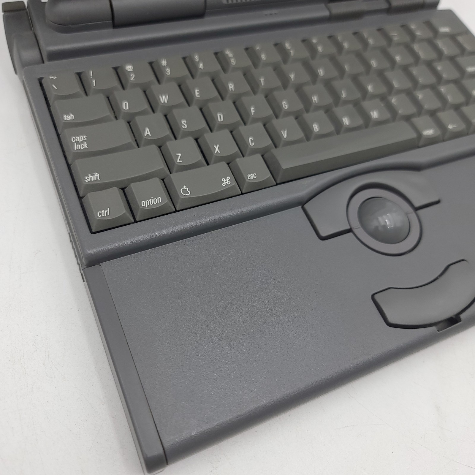 Apple Macintosh PowerBook 160 M4550 Vintage Laptop Powers On For Parts or Repair