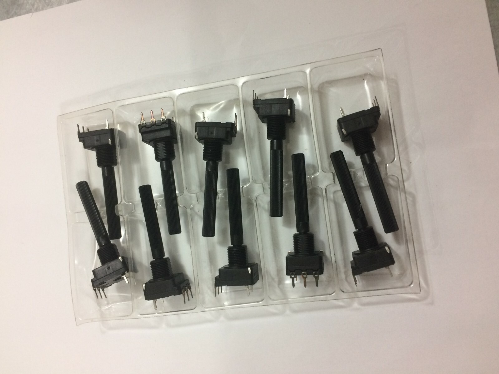 5pcs of PC16SV-10IP06-253A-2020 Vertical Potentiometer 25K Ohm SQ Thru-Hole
