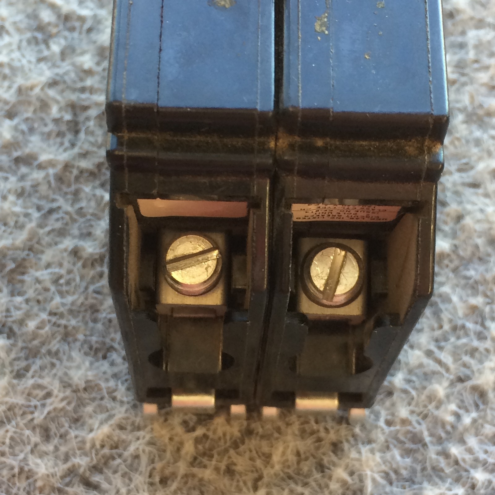 Eaton Cutler Hammer 30Amp 2 Pole Circuit Breaker CH230 METAL FOOT (Half Notch)