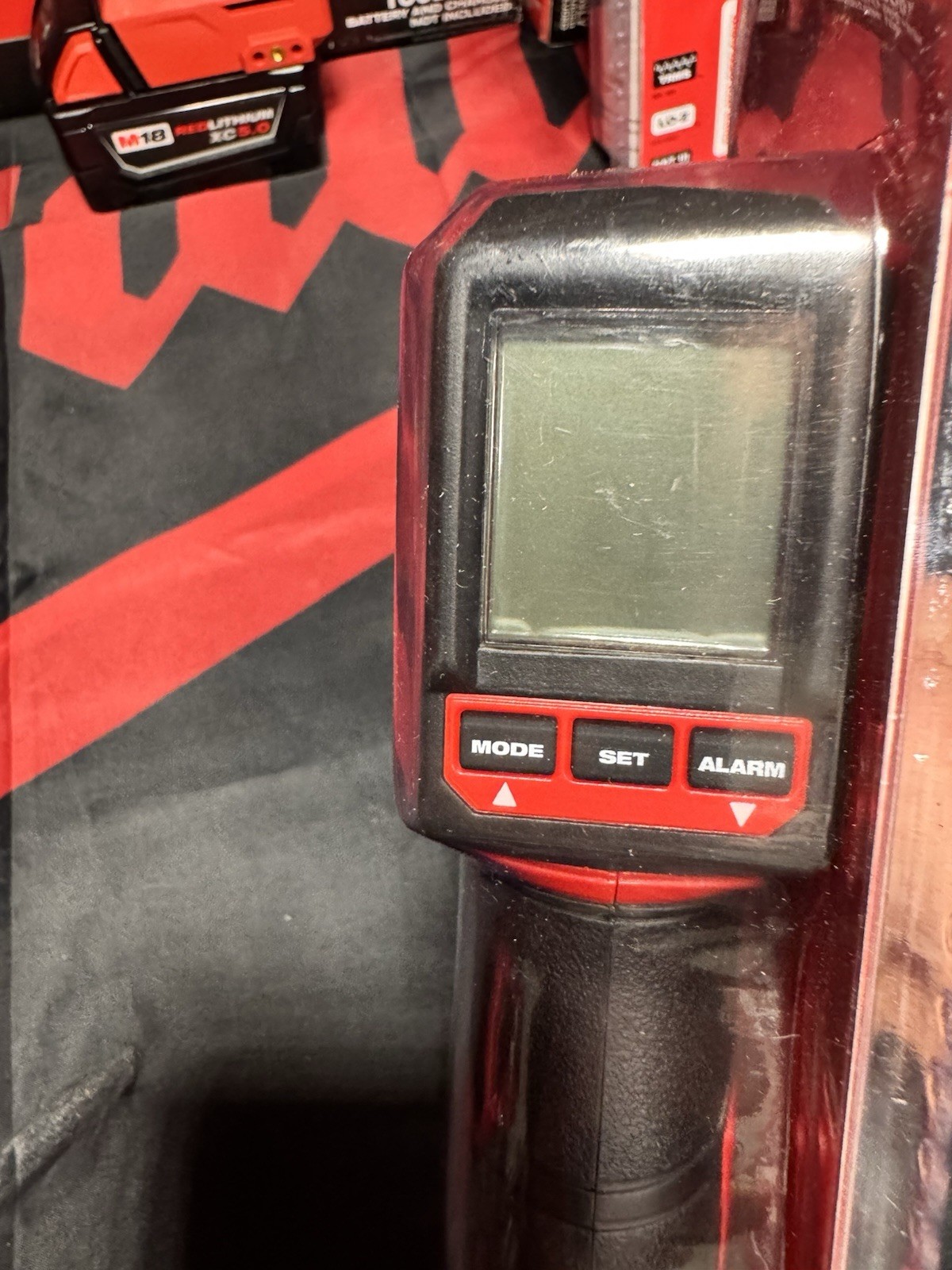 Milwaukee 2267-20E Infrared Digital Laser Thermometer 10:1 -22°F to 752°F