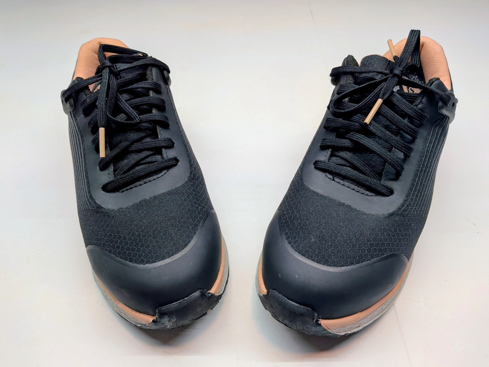 TIMBERLAND PRO Anti-fatigue sneakers black/peach size 7