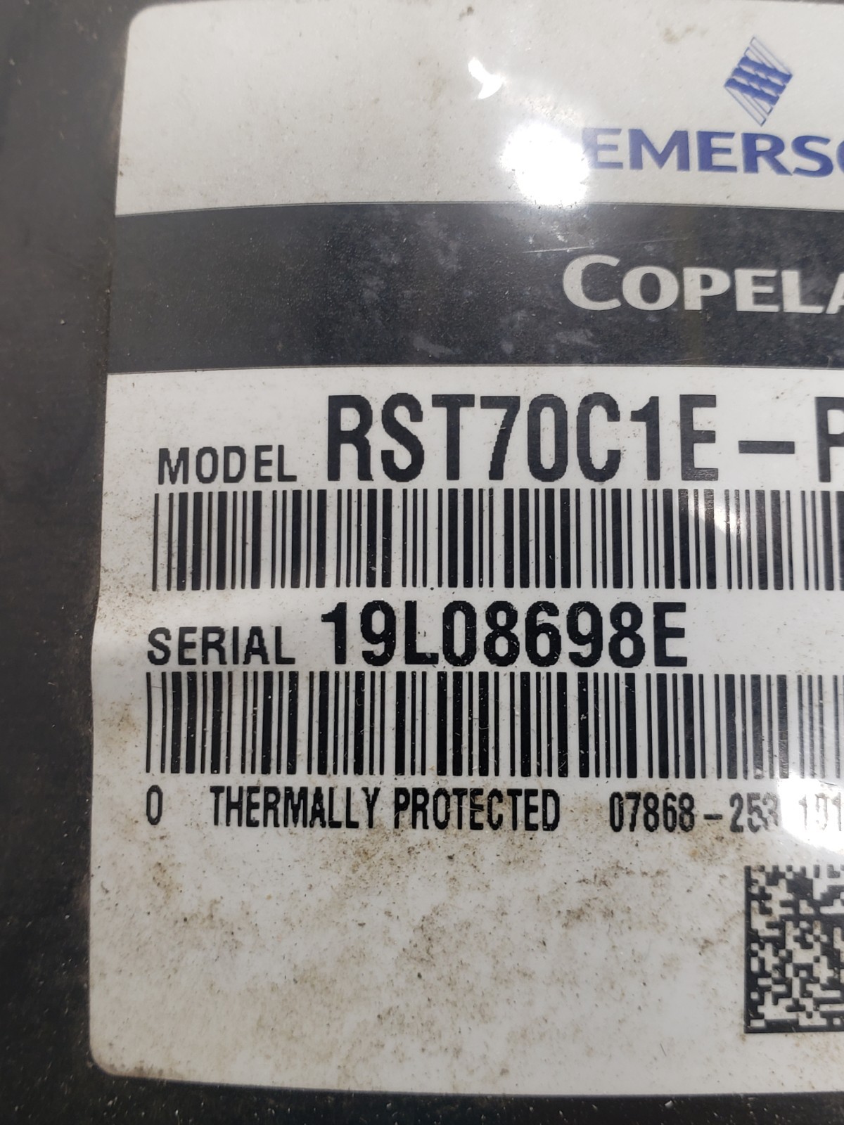Copeland Emerson RST70C1E-PFV-202 1/2 HP 208/230V Refrigeration Compressor
