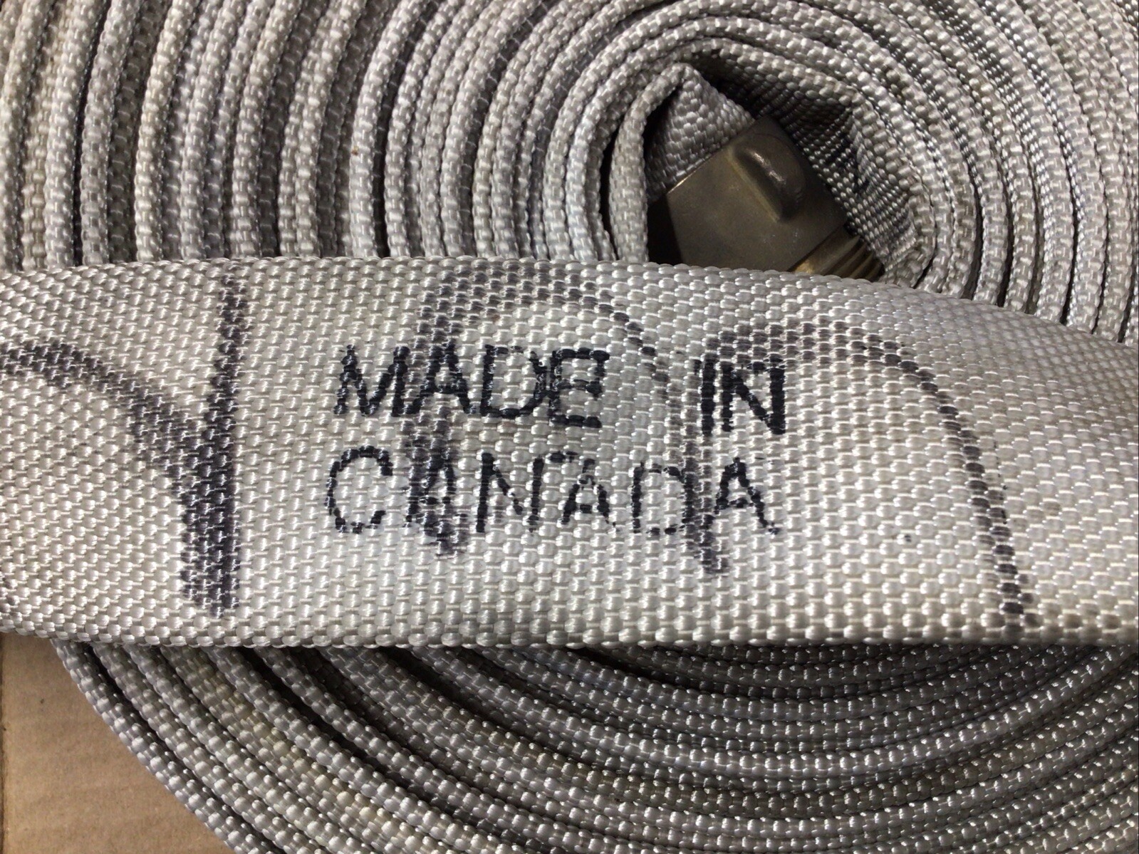 POLYFLEX 1-1/2″ X 75′ Single Jacket Fire Hose w/ 1-1/2″ NST Brass Couplings