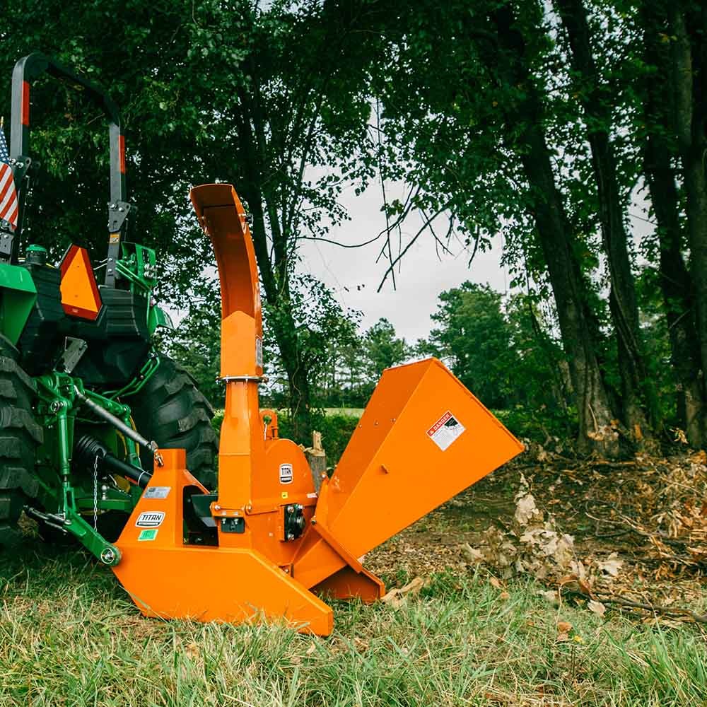 Titan Attachments 3 point PTO Driven 4″x 10″ Wood Chipper Shredder Mulcher
