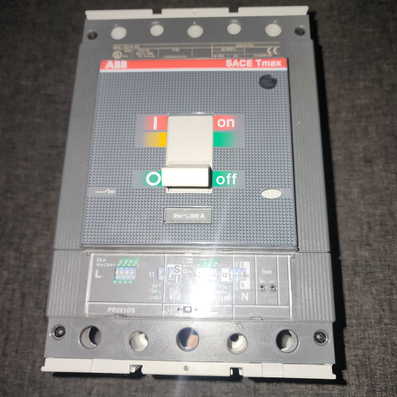 ABB 400A Circuit Breaker New Open Box PR221DS