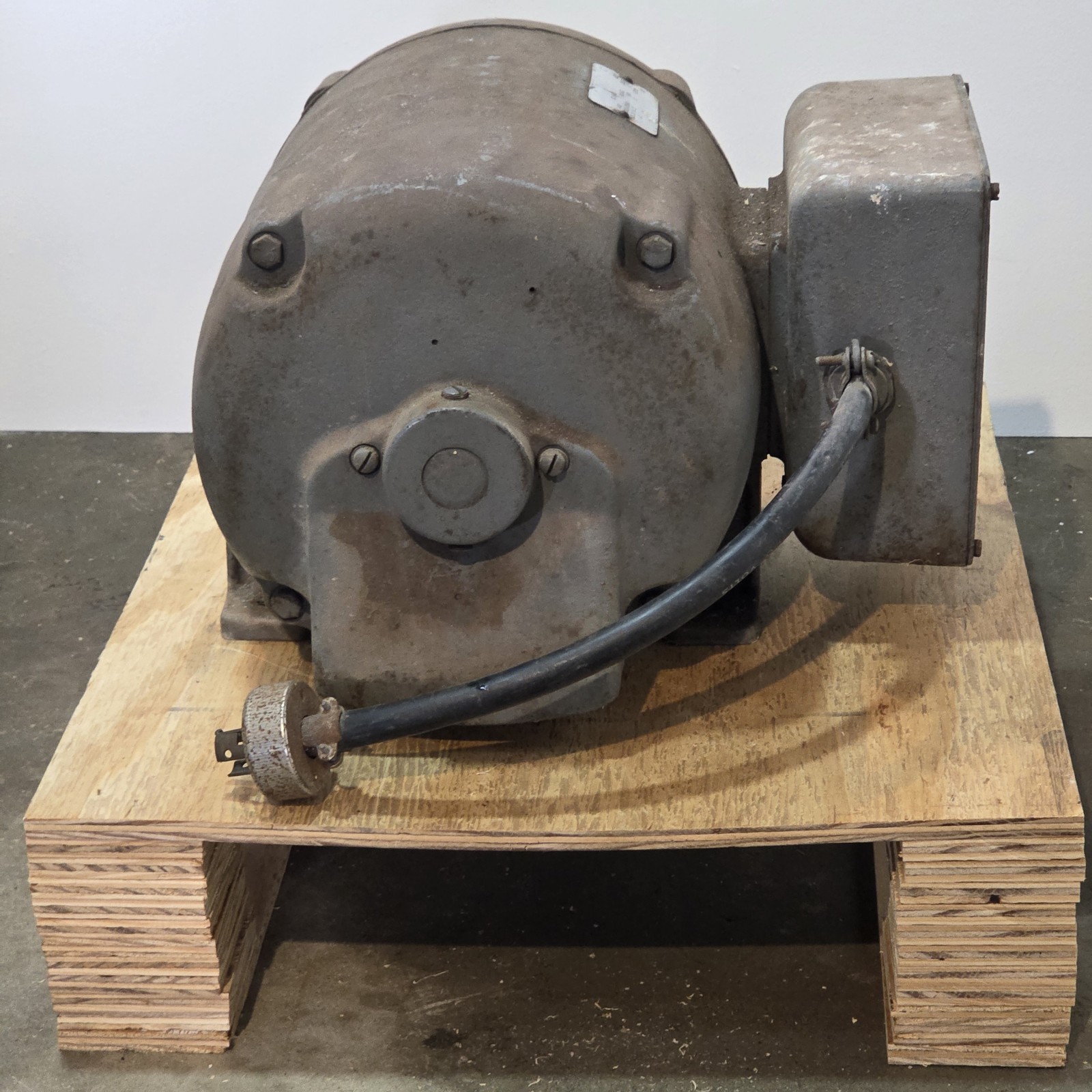 Delco Electric Motor 2HP 1725 RPM 115/230V Frame 213 C540 USA Freight Ready