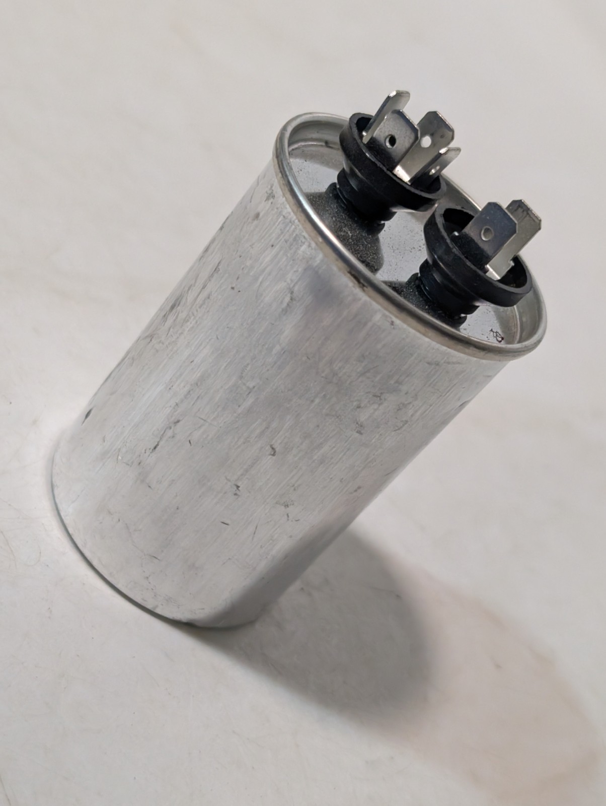 (3) 30µF, 370-400VAC capacitors: ECCOLL II 325P306H37N30N4X, Nuintek RNV-40H3005