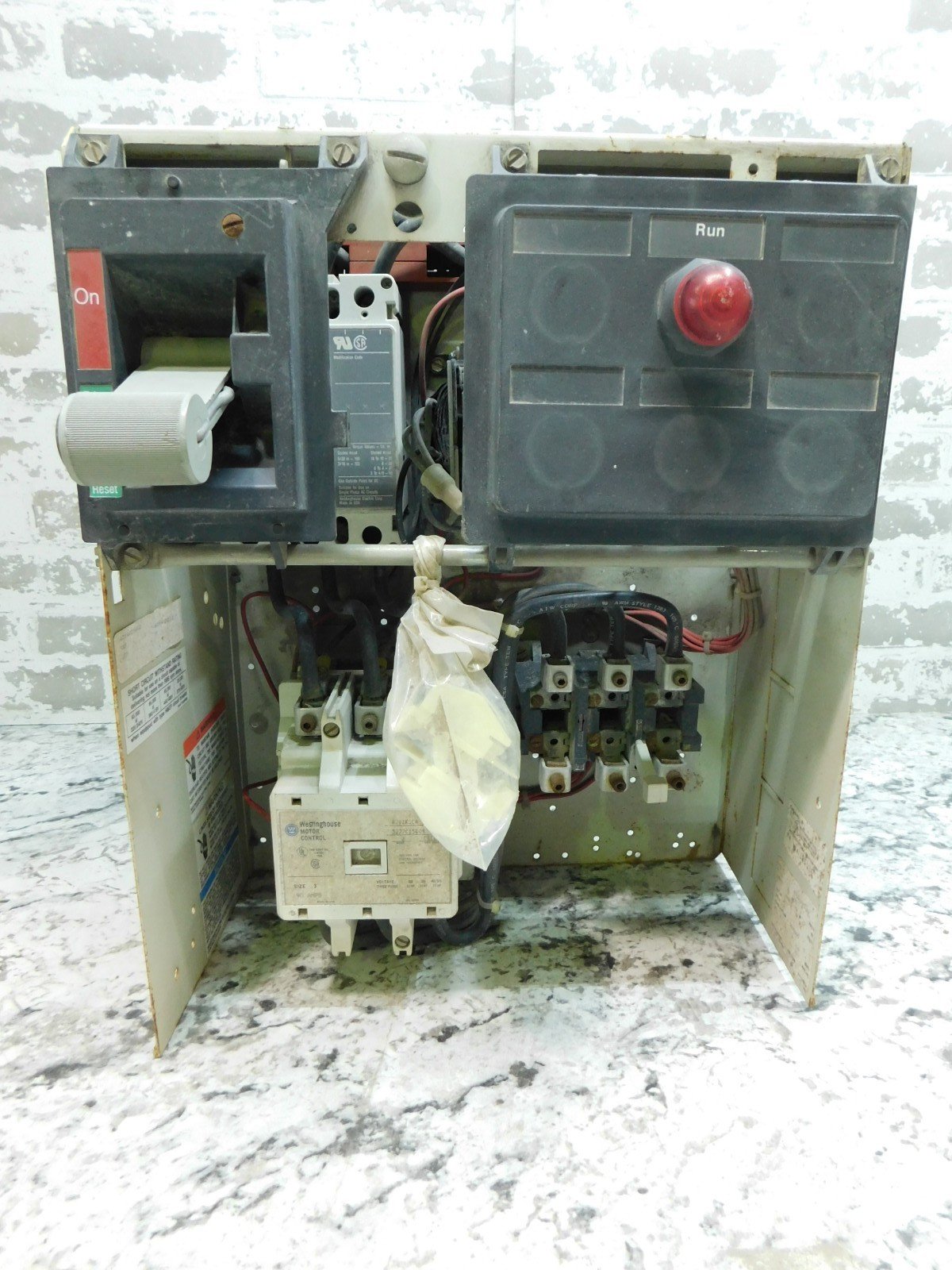 Westinghouse Motor Control Center Unit MCC , 480 Volts, 3 Phase, 100 Amps, 50 HP
