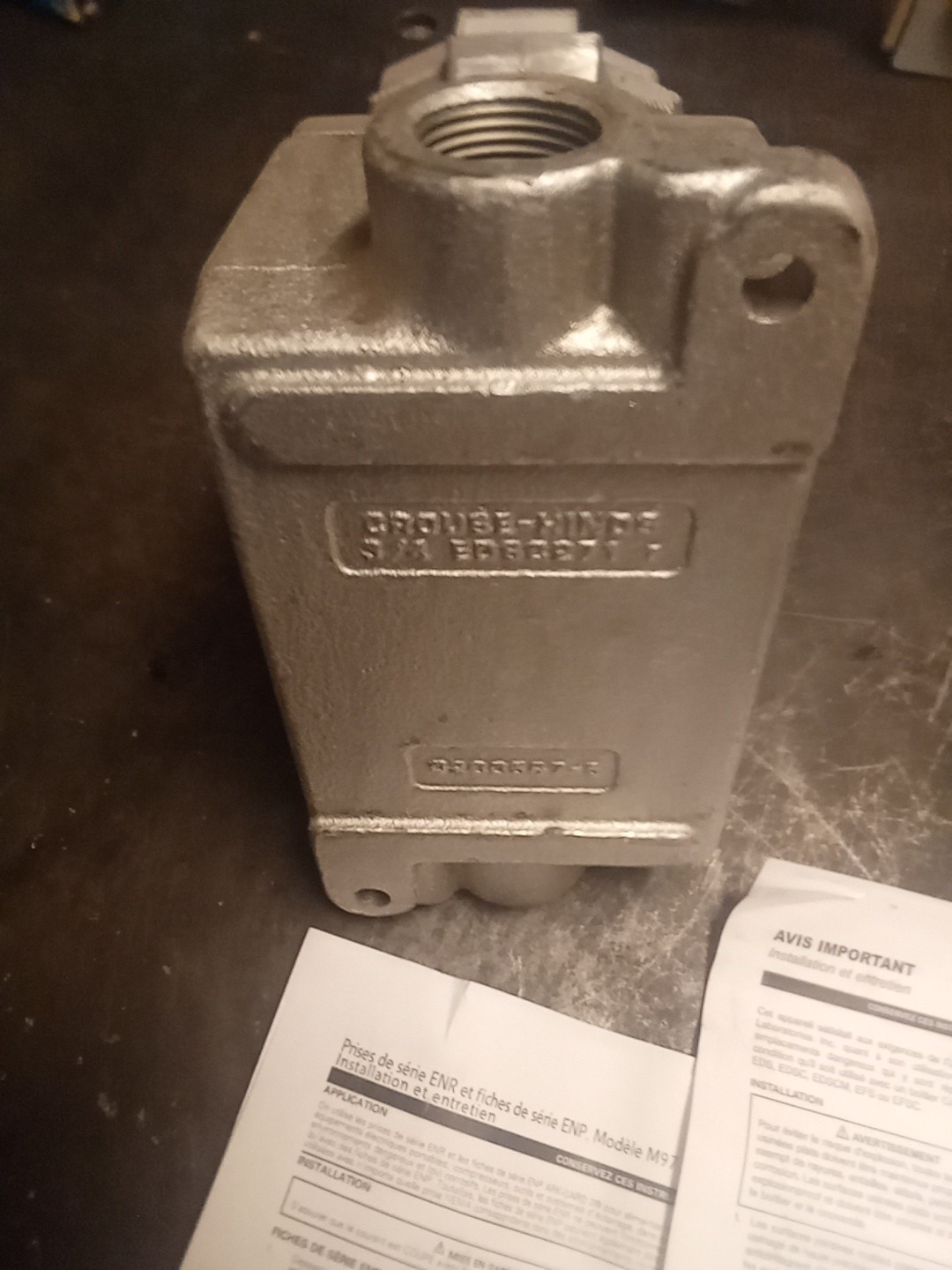 EATON ENRC21201 ARK-GUARD 20A EXPLOSION PROOF RECEPTACLE ONLY 125V 3/4″