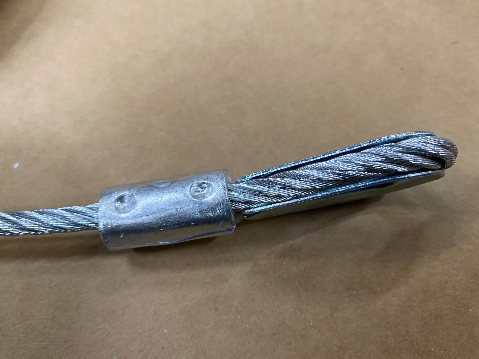 1/4″ x 100ft long wire rope, Galvanized finish, breaking load 7000lbs,7×19 cable