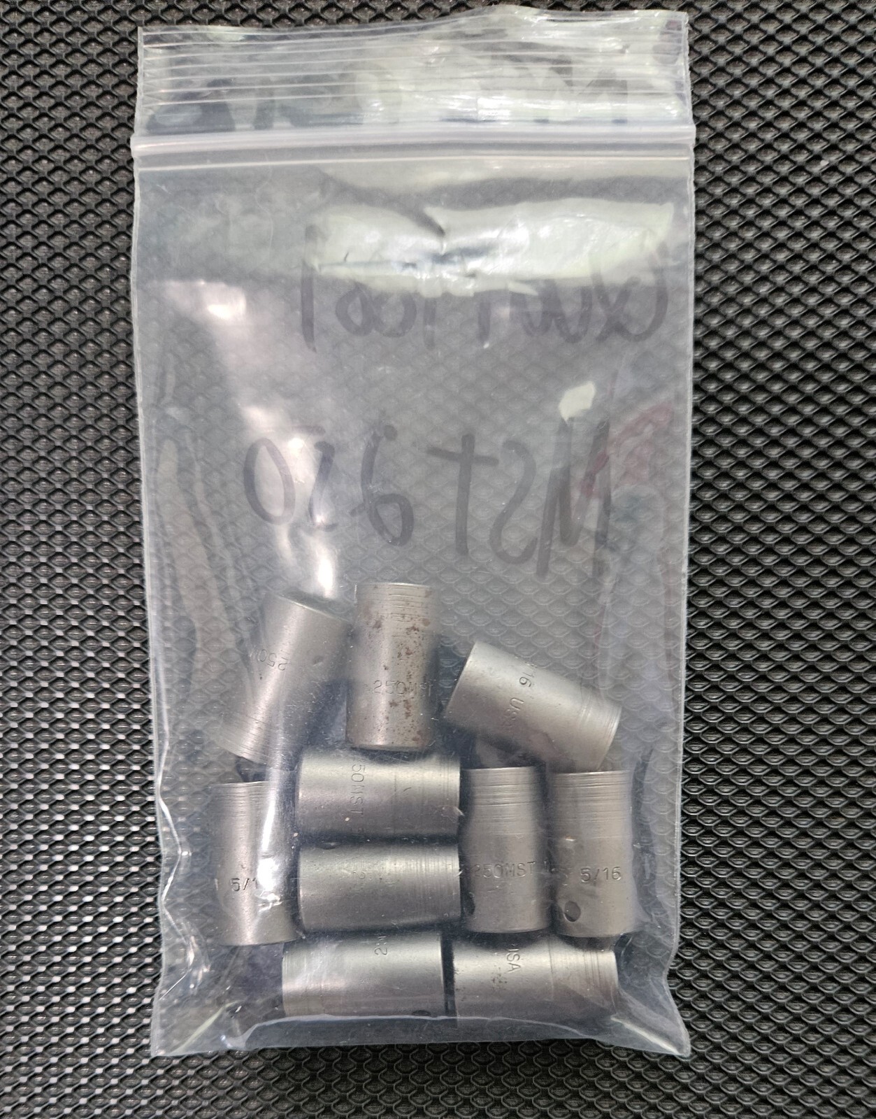 Lot of 10 QUAL TOOL MAGNETIC 5/16″ 1/4″ Square Drive 6 Point Standard Socket,