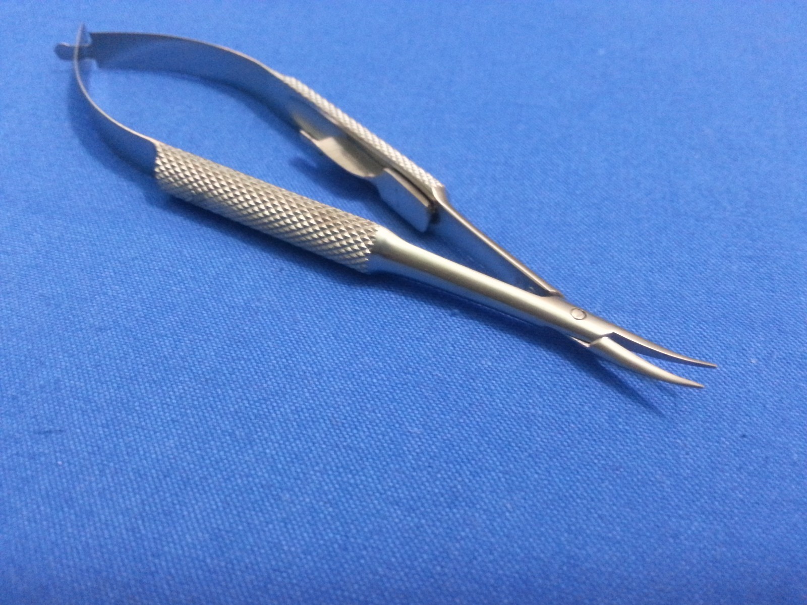 8 O.R GRADE CASTROVIEJO MICRO SURGERY NEEDLE HOLDERS SURGICAL INSTRUMENTS KIT