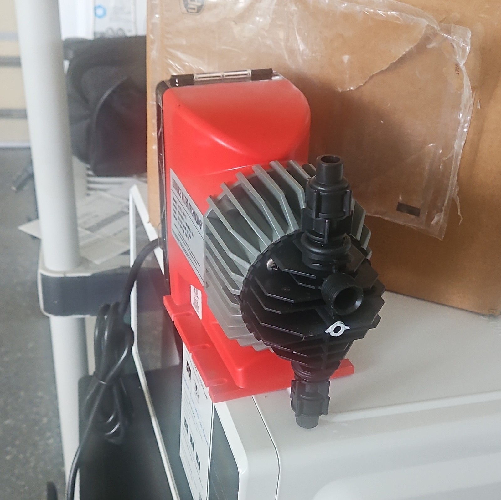 Micr Tron Seriers B Diaphragm Metering Pump B217X1-KFC1 71 GPH 150 PSI