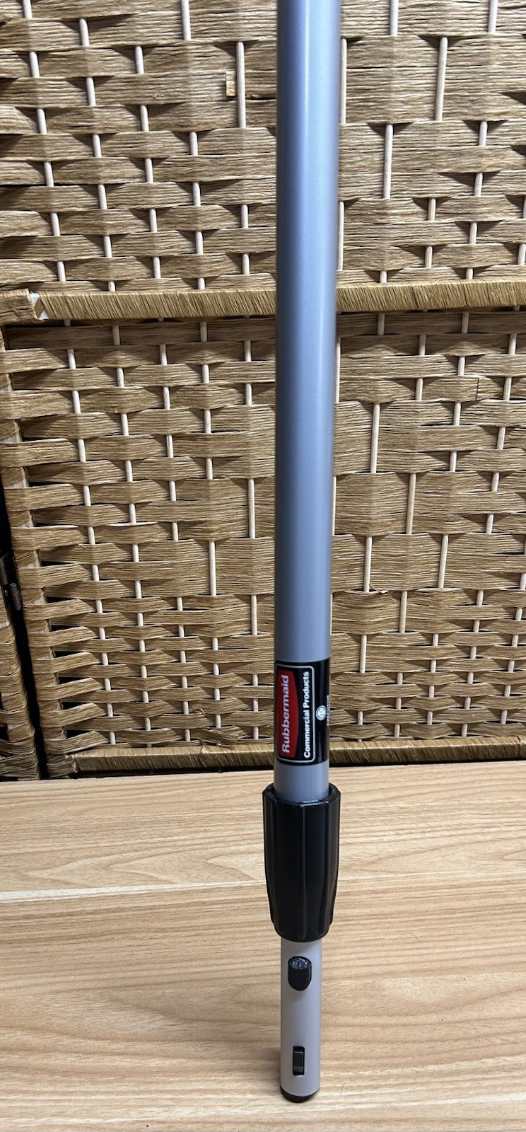 RUBBERMAID HYGEN Telescoping Extension Handle Executive Series Case Of 6 New