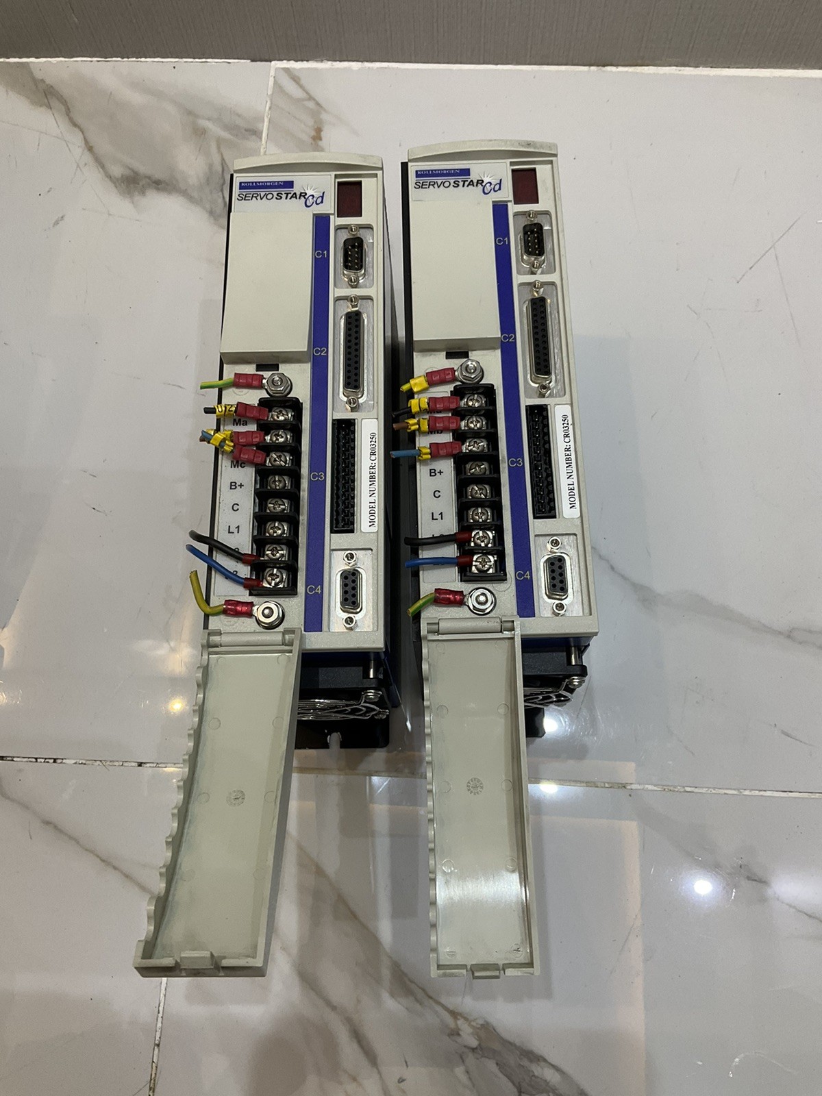 Kollmorgen CR03250 Servostar CD Servo Drive PRD-0030000z-35 Rev M F/W 4.3.1