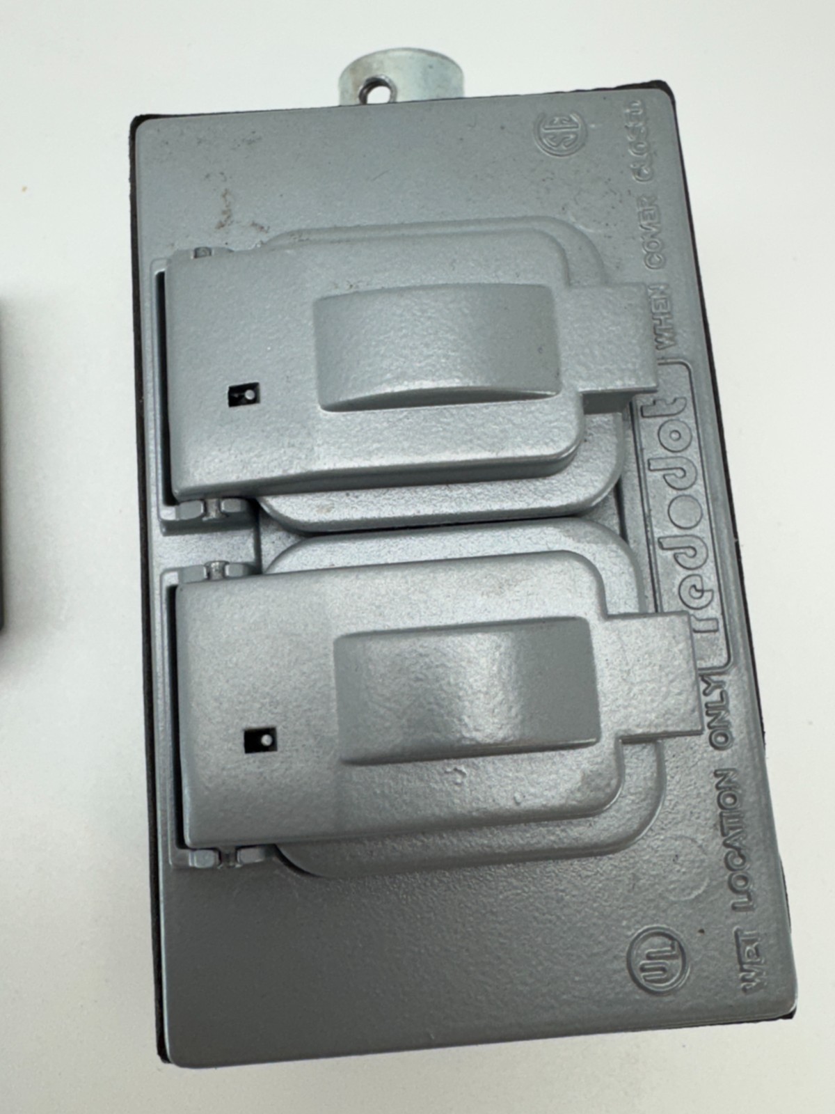 Square D Homeline 15A Circuit Breaker Red Dot Weatherproof Outlet Box Cover Lot