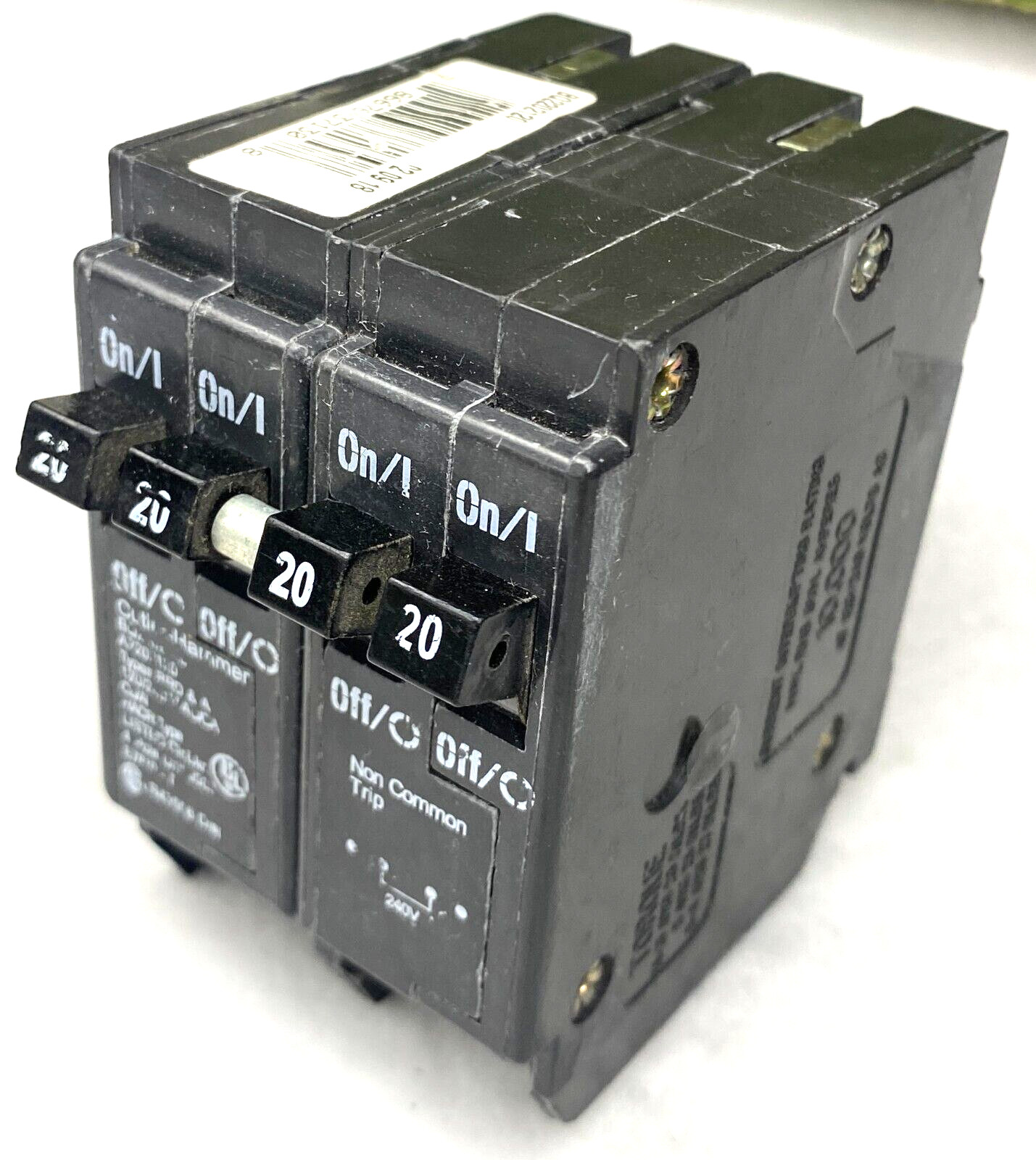 20A Cutler Hammer BQ220220 Circuit Breaker 4P 20 Amp 120V/240V Non Common Trip
