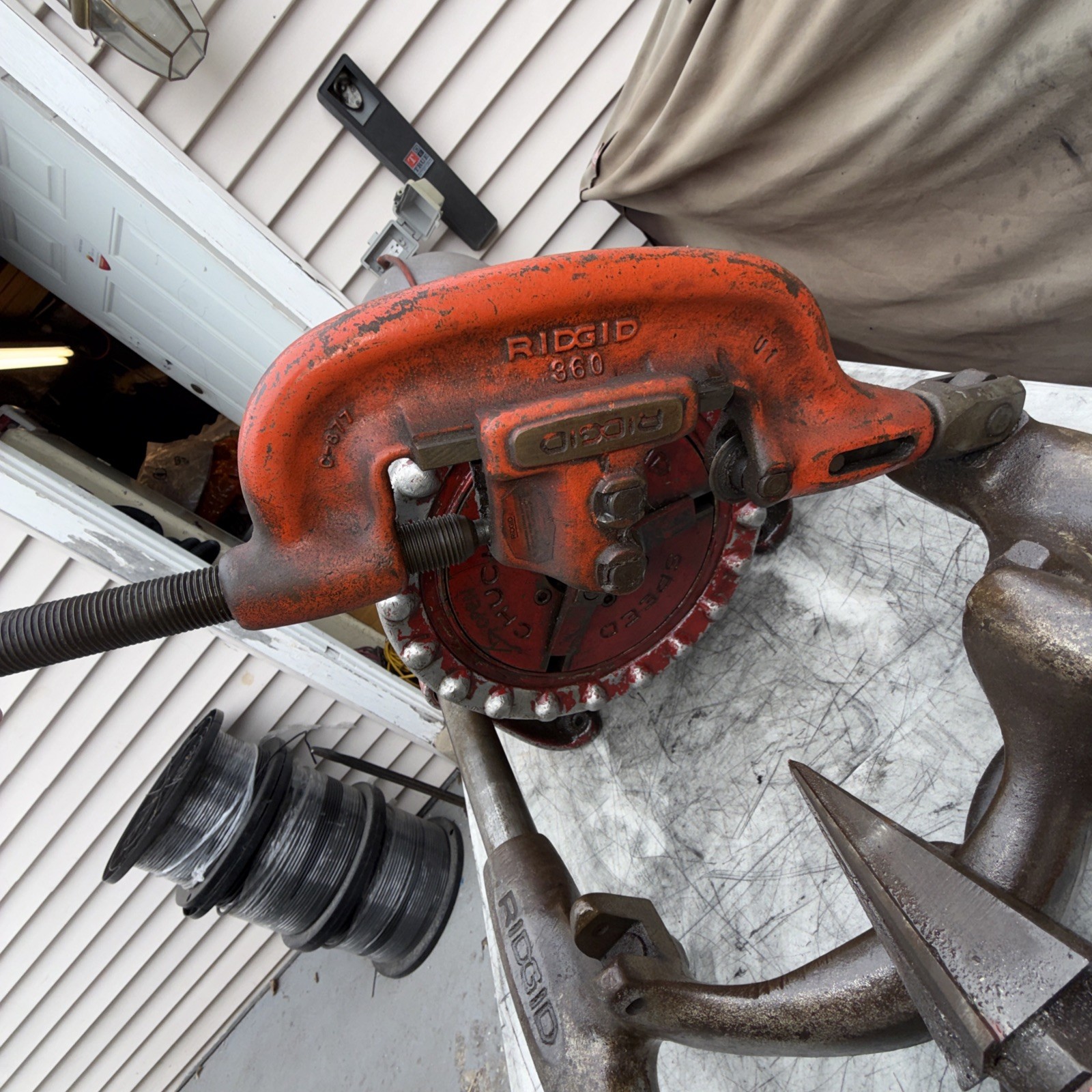 Ridgid 300 Pipe Threader Threading Machine.Working Great.Free Local Pickup 60641