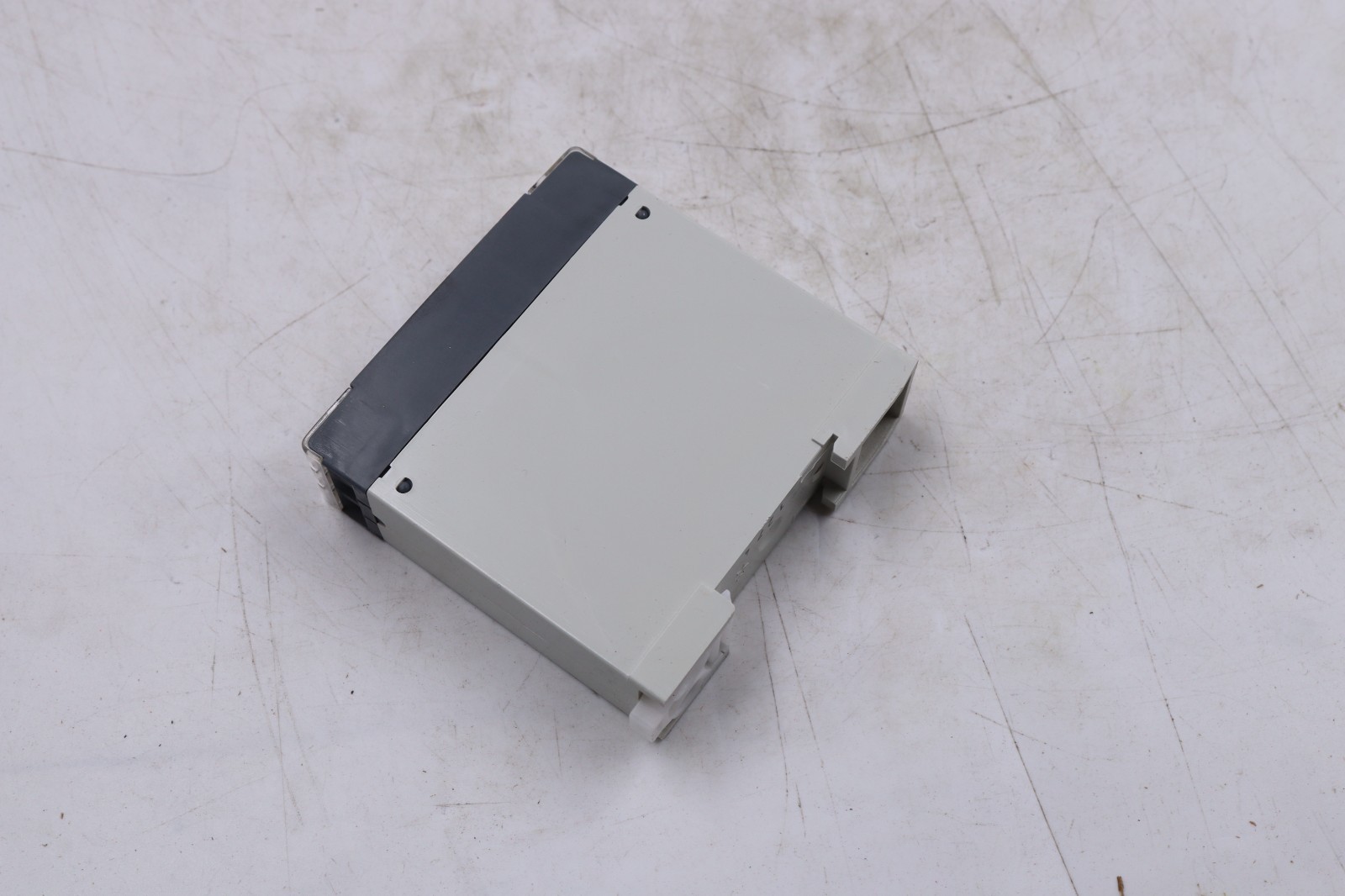 ABB CT-AWE 1SVR550148R2100 MADE IN BULGARIA
