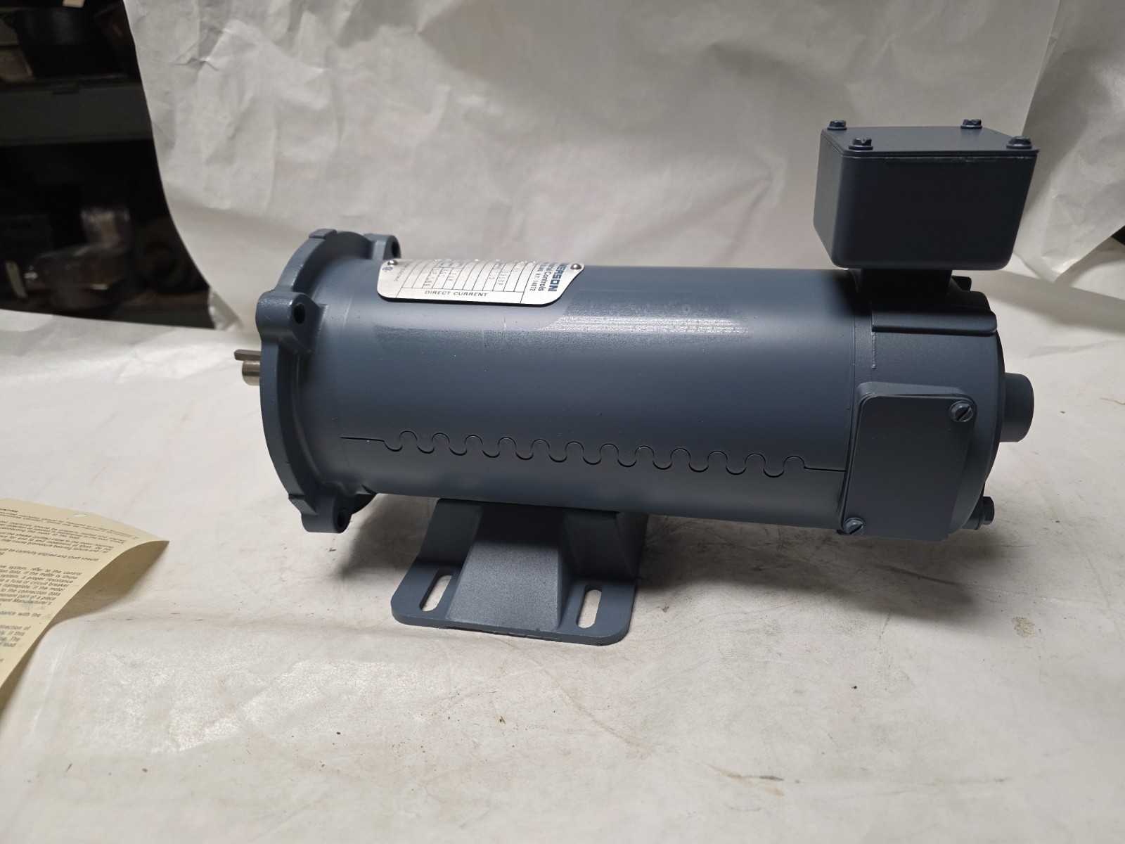 Baldor / Emerson Cat. 3120-411 1/2 Hp. DC Electric Motor 56C Fr. 90 V. 1750 rpm