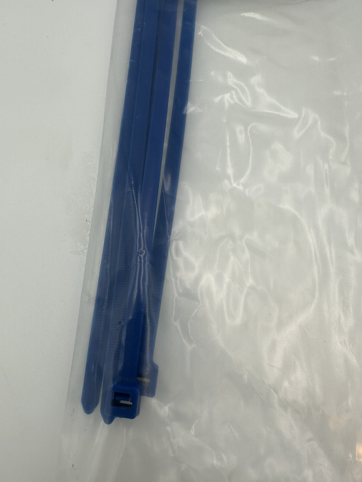 HellermannTyton 111-01125 HighTemp Cable Tie T120R-TZ Blue ETFE 15.2″ 5/PKG NEW