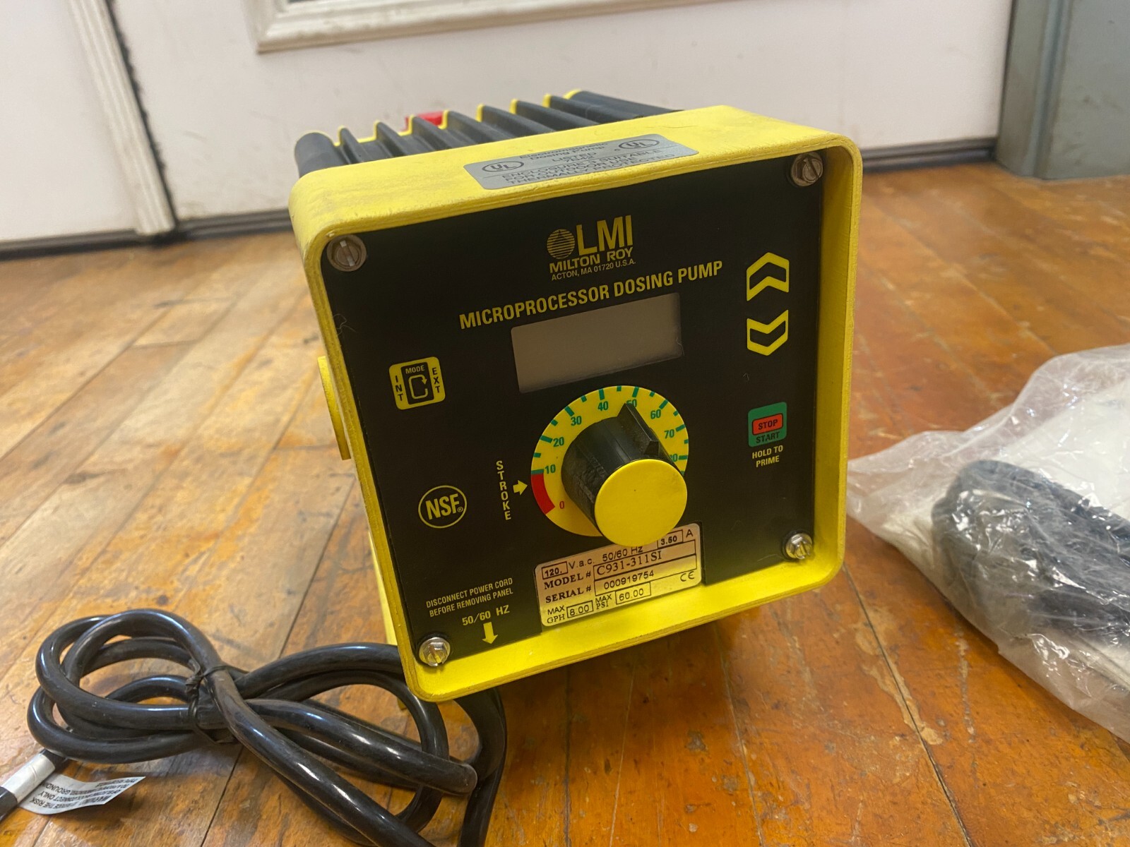 Milton Roy C931-311SI Microprocessor Dosing Pump 120VAC 3.50A 8.00GPH 60.00PSI