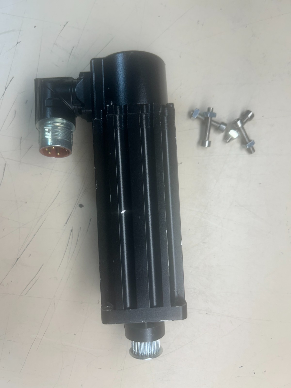 Allen-Bradley VPL-B0633M-CK12AA Low Inertia Servo Motor