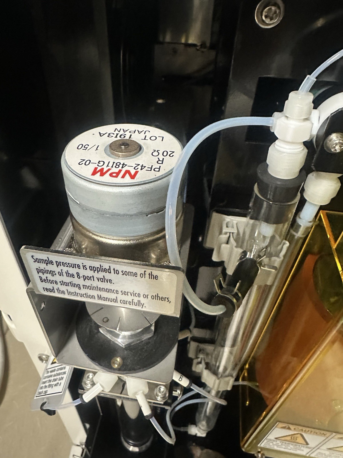Shimadzu TOC-V WP Total Organic Carbon Analyzer Wet Oxidation Lab Unit Powers ON