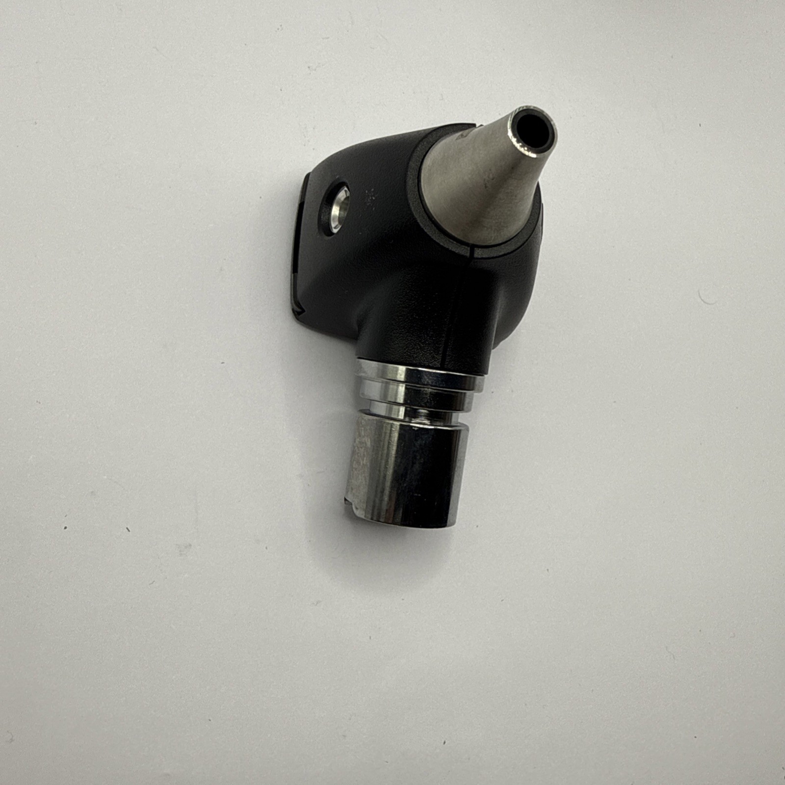 Welch Allyn 3.5v Set with Otoscope and Handle – Includes Box