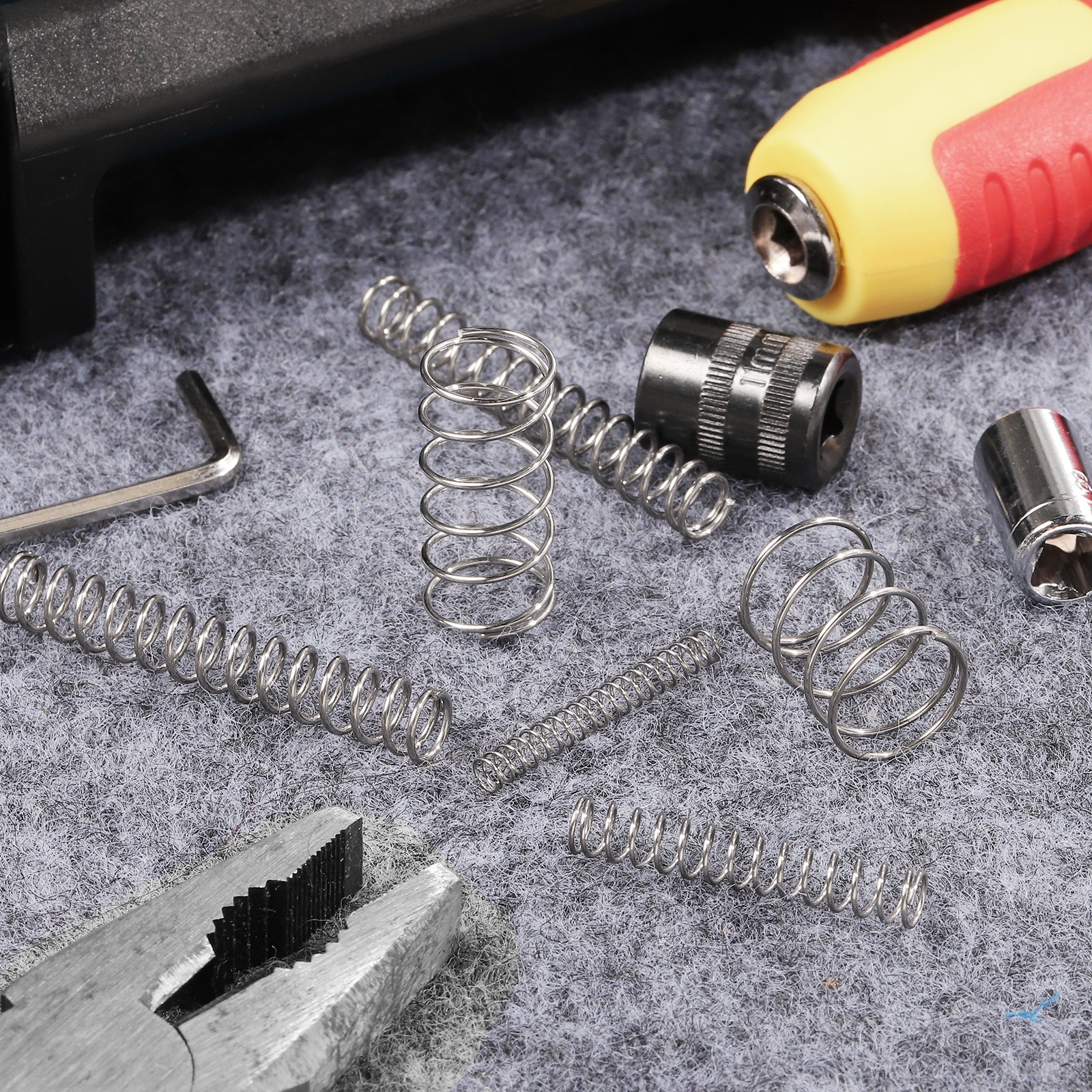 Wire Diameter 0.039″, OD 0.31″, Free Length 0.39″ Mechanical Compressed Spring