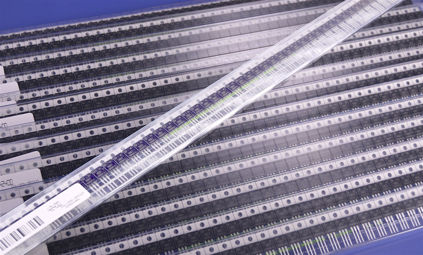 50 On Semiconductor LM7805 Linear Voltage Regulators 5V 2.2A High-End Device