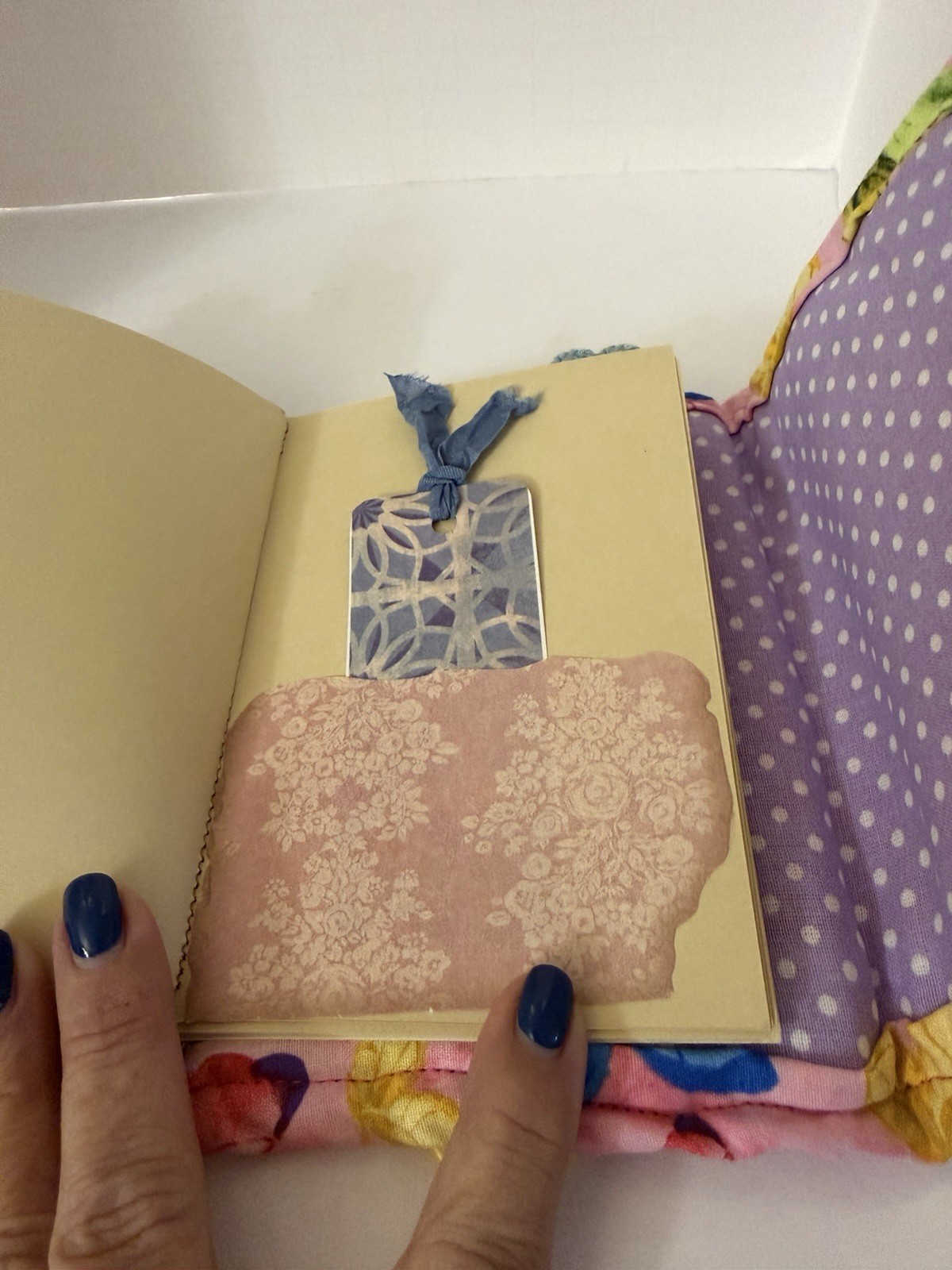 Handmade Junk Journal Beautiful Butterfly Material Measures 6.5×5.5 – Eclectic