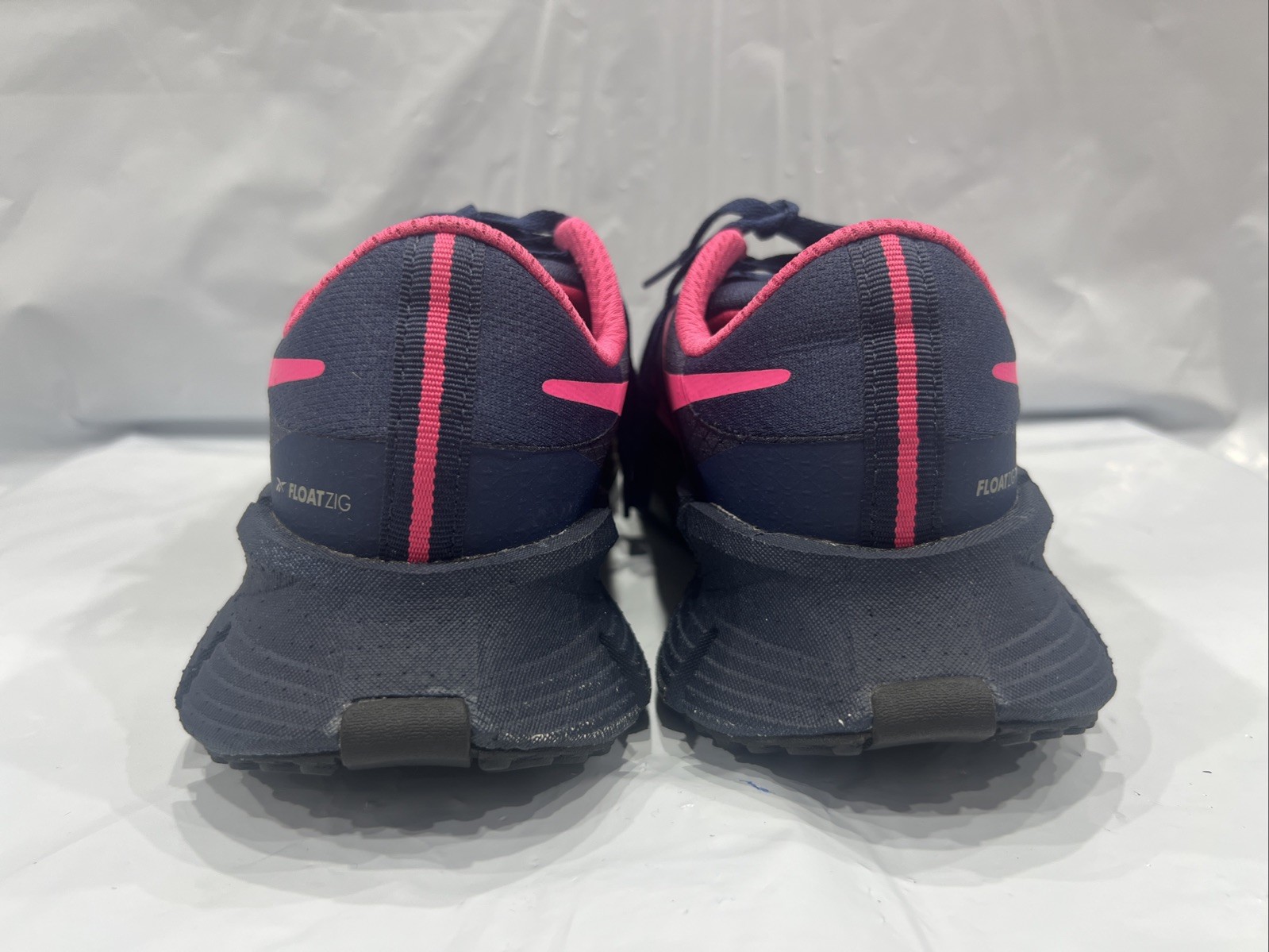 Reebok FloatZig Women’s 8 Wide Blue Pink Composite Safety toe Work Shoes EBS1730