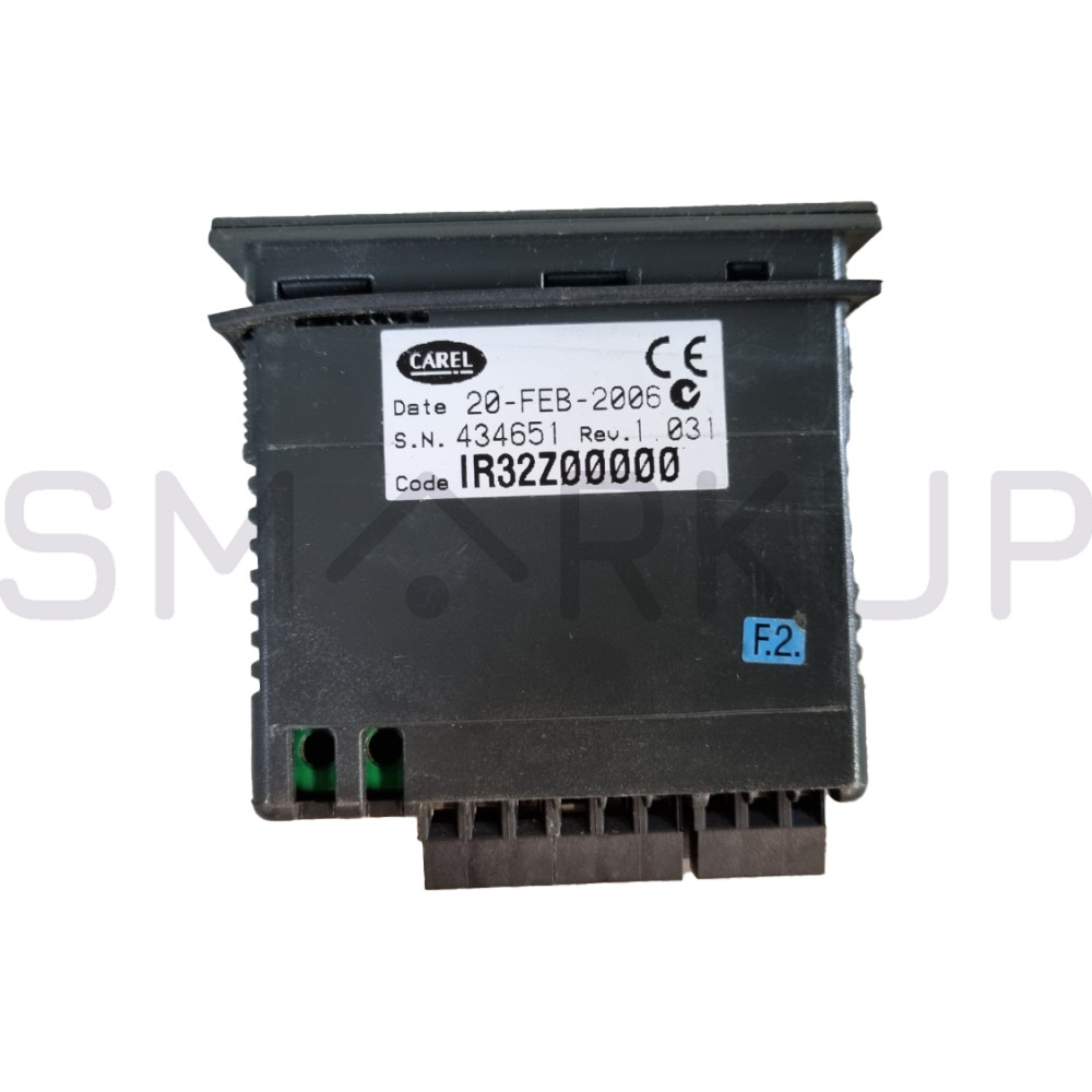 New In Box CAREL IR32Z00000 Temperature Controller