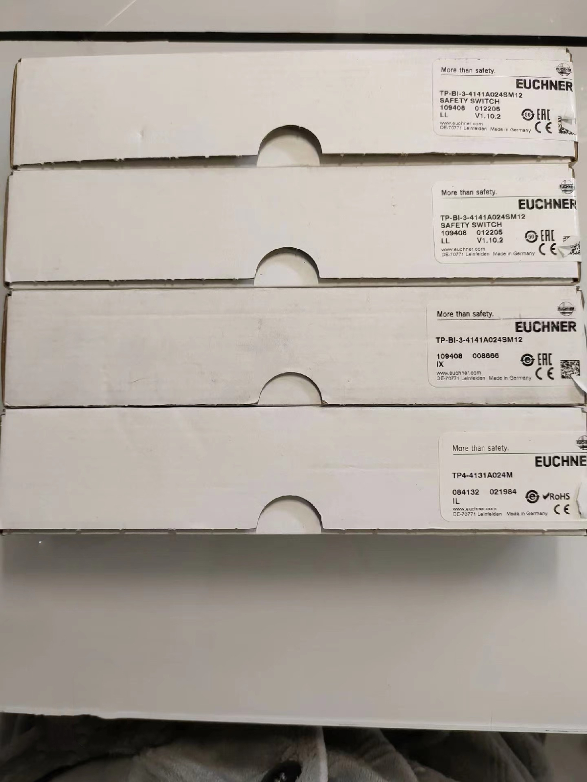 New EUCHNER Safety Switch TP-BI-3-4141A024SM12 109408