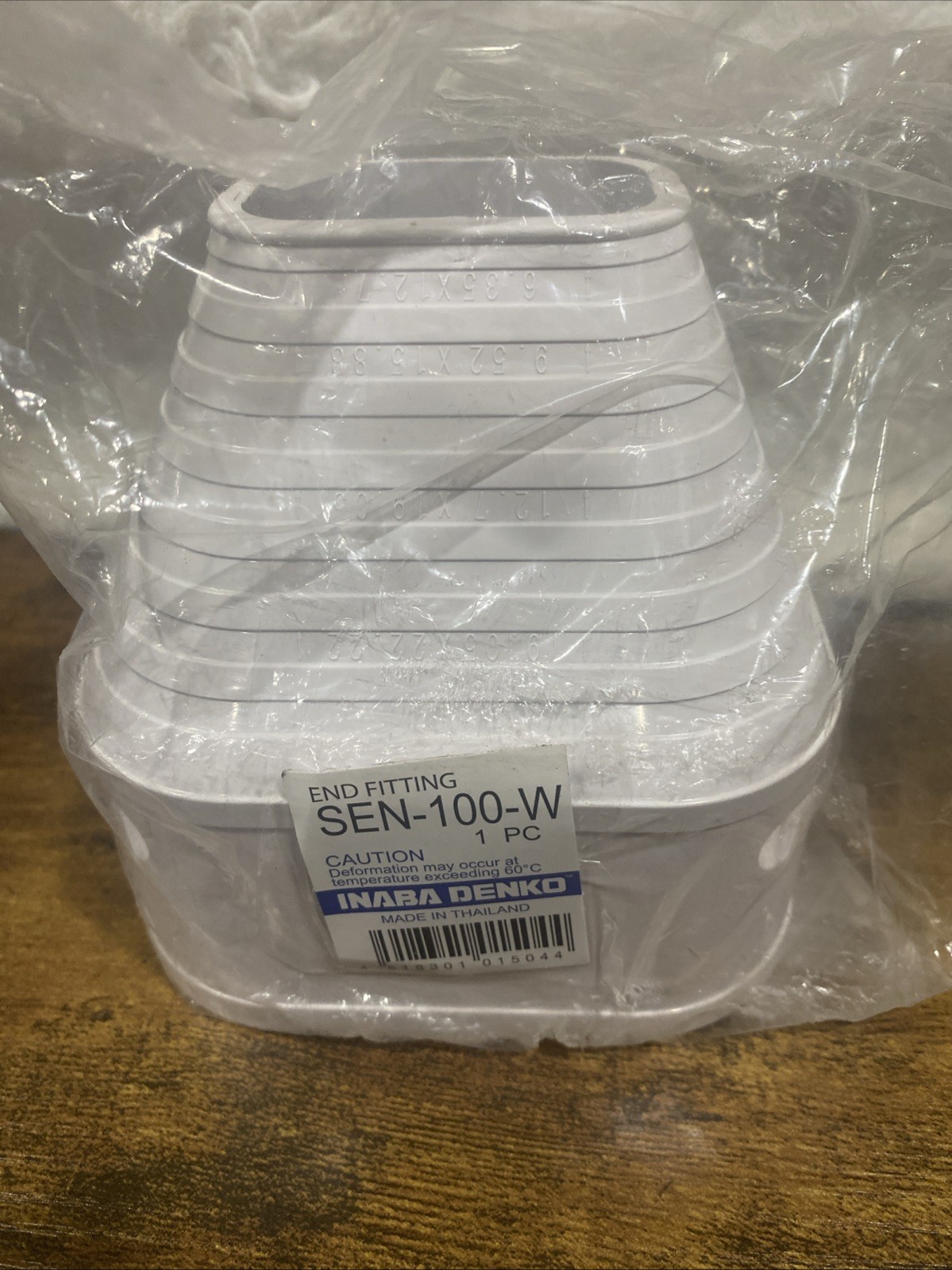SEN-100-W SlimDuct End Cap – White