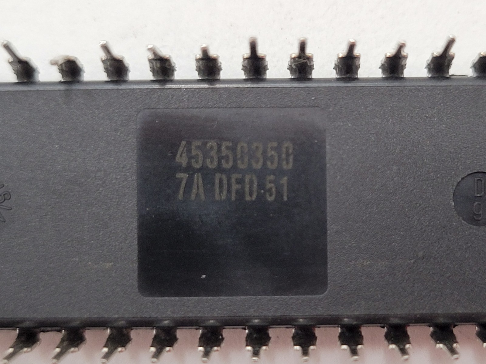 3PC Intel P8031AH Microcontroller 8-Bit 40-Pin 3.5 MHz to 12 MHz DIP40 Socket
