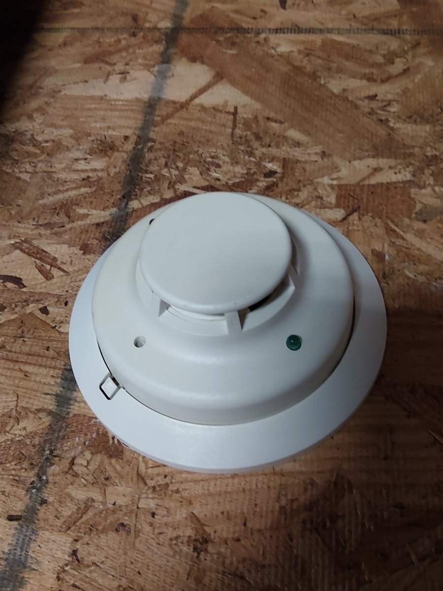 System Sensor 2W-B 2-Wire Photoelectric Smoke Detector