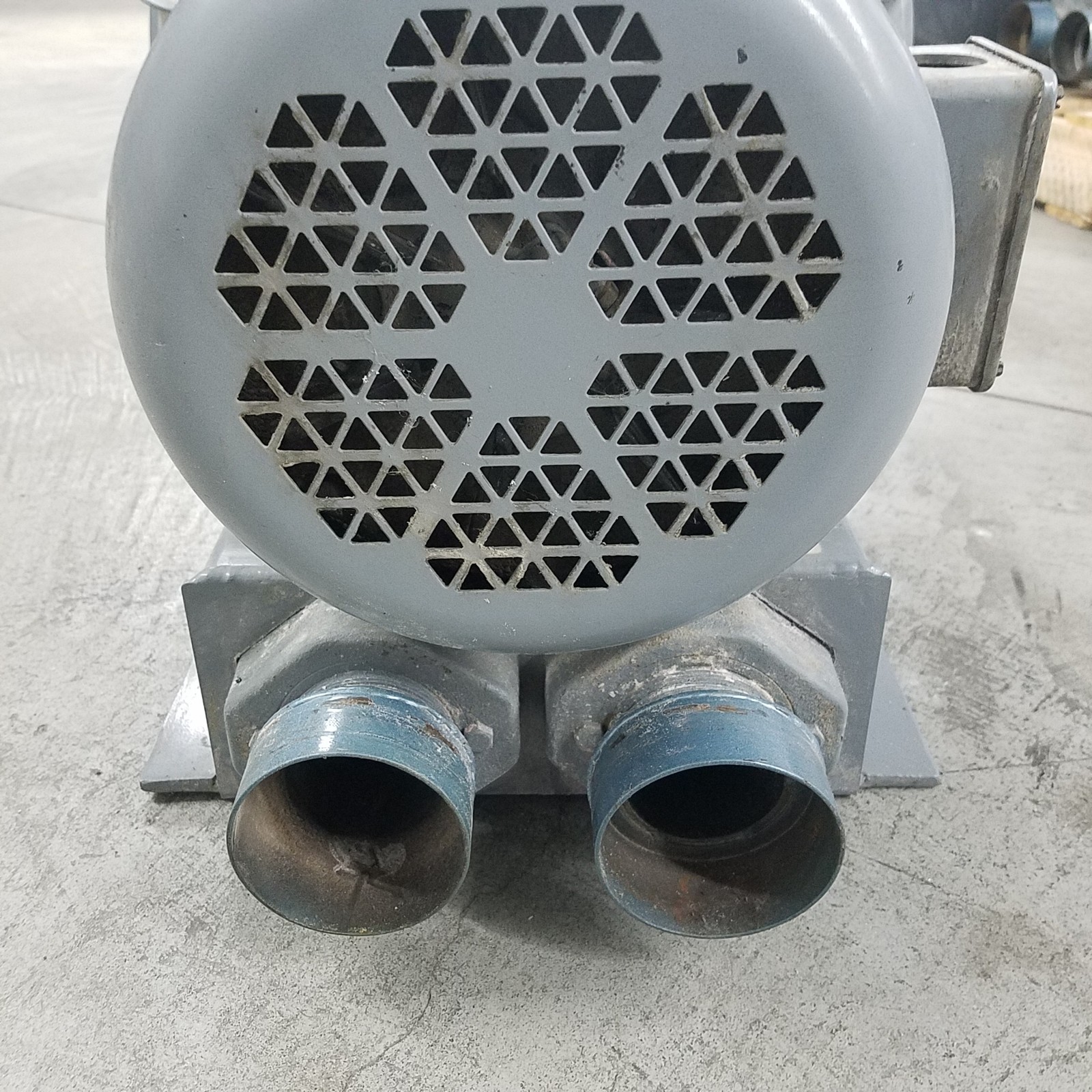 Spencer Vortex VB030B-011 Regenerative Blower, 210CFM, 4HP, 200-230/460V AC.