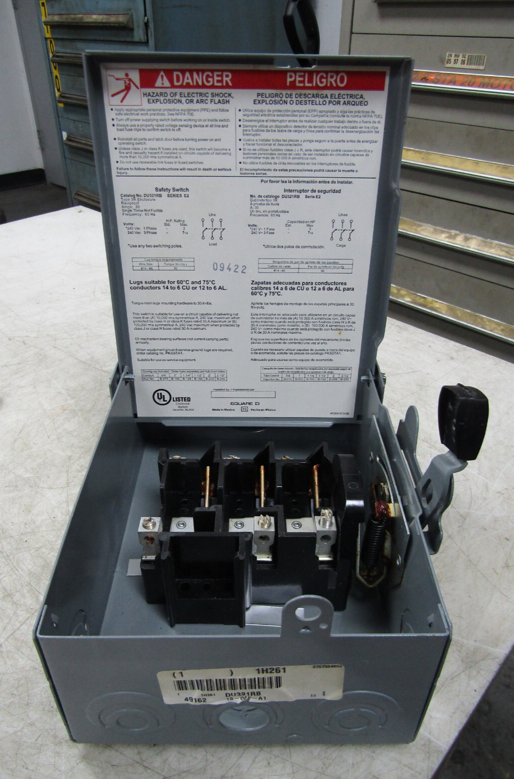 👀SQUARE D 30 AMP NON-FUSED SAFETY SWITCH 3Ø 240 VAC 7.5 HP MAX TYPE 3R DU321RB