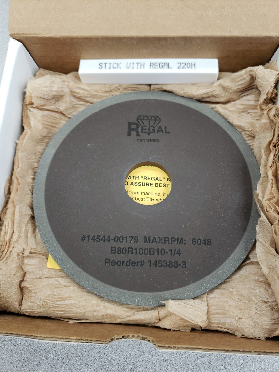 Regal CBN Grinding Wheel 6in x 1/4in x 1-1/4in Bore 80 Grit Fine 14544-00179