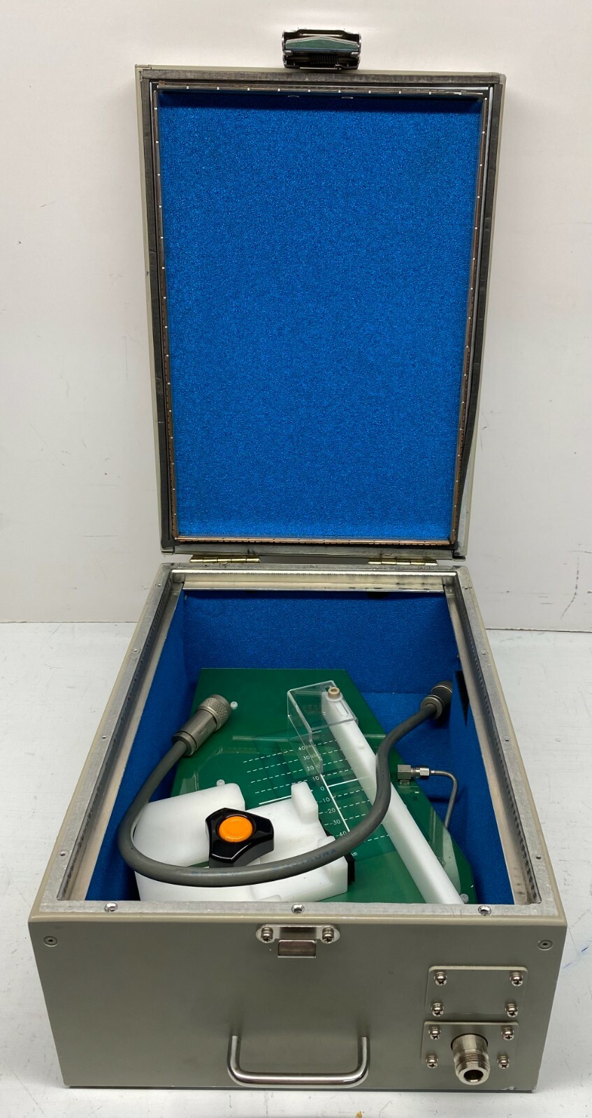 JAPAN RADIO COMPANY NFG-235 SHEILD CASE w/ ANTENNA COUPLER