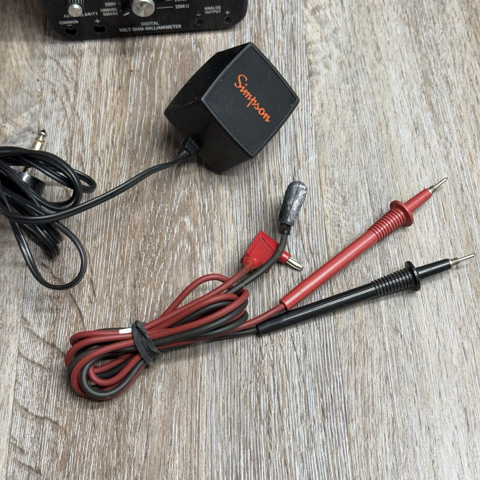 RARE VTG Simpson 360-2 Digital Volt-Ohm-Milliammeter -POWERS ON- Leads Included