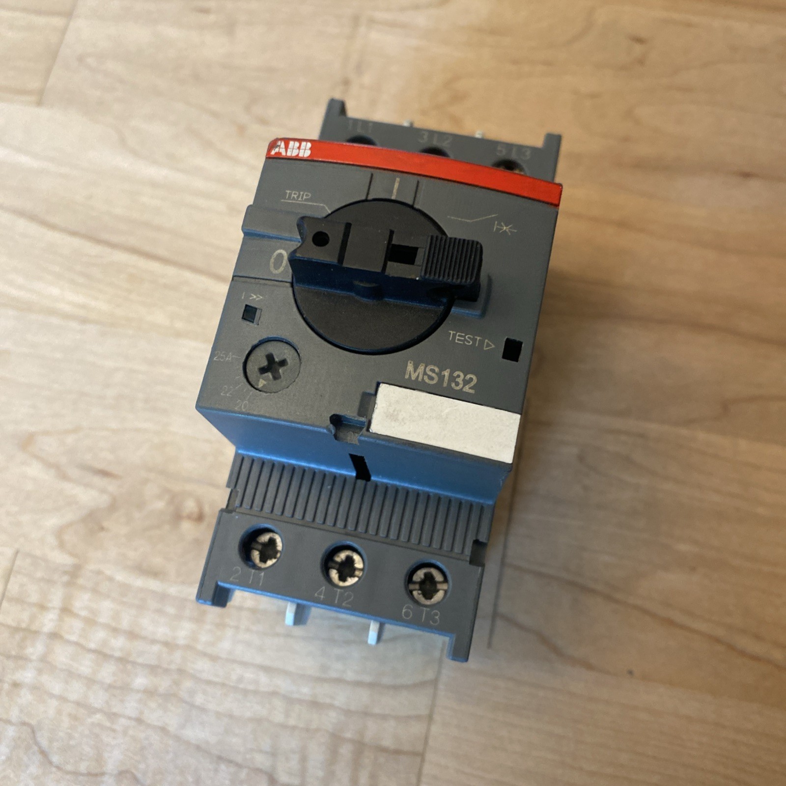ABB MS132-25 Manual Motor Protector 1SAM350000R1014 MS Series 3 Pole 20-25A