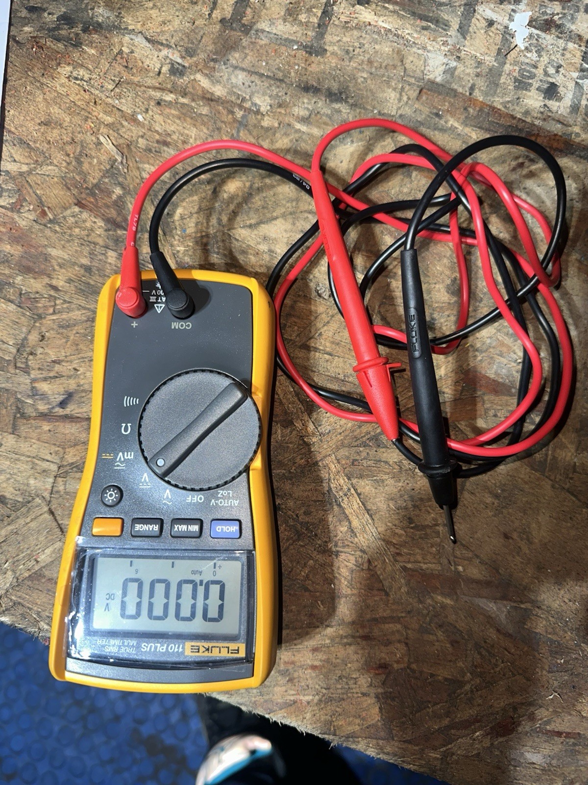 Fluke 110 Plus True RMS Multimeter
