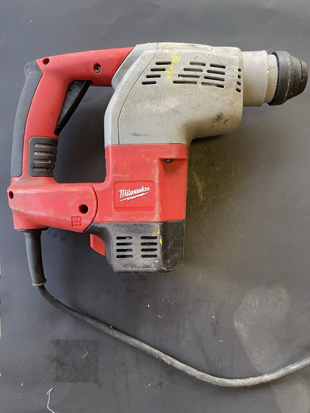Milwaukee 5363-21 Rotary Hammer Drill 1″ Bit Size Corded Power Tool
