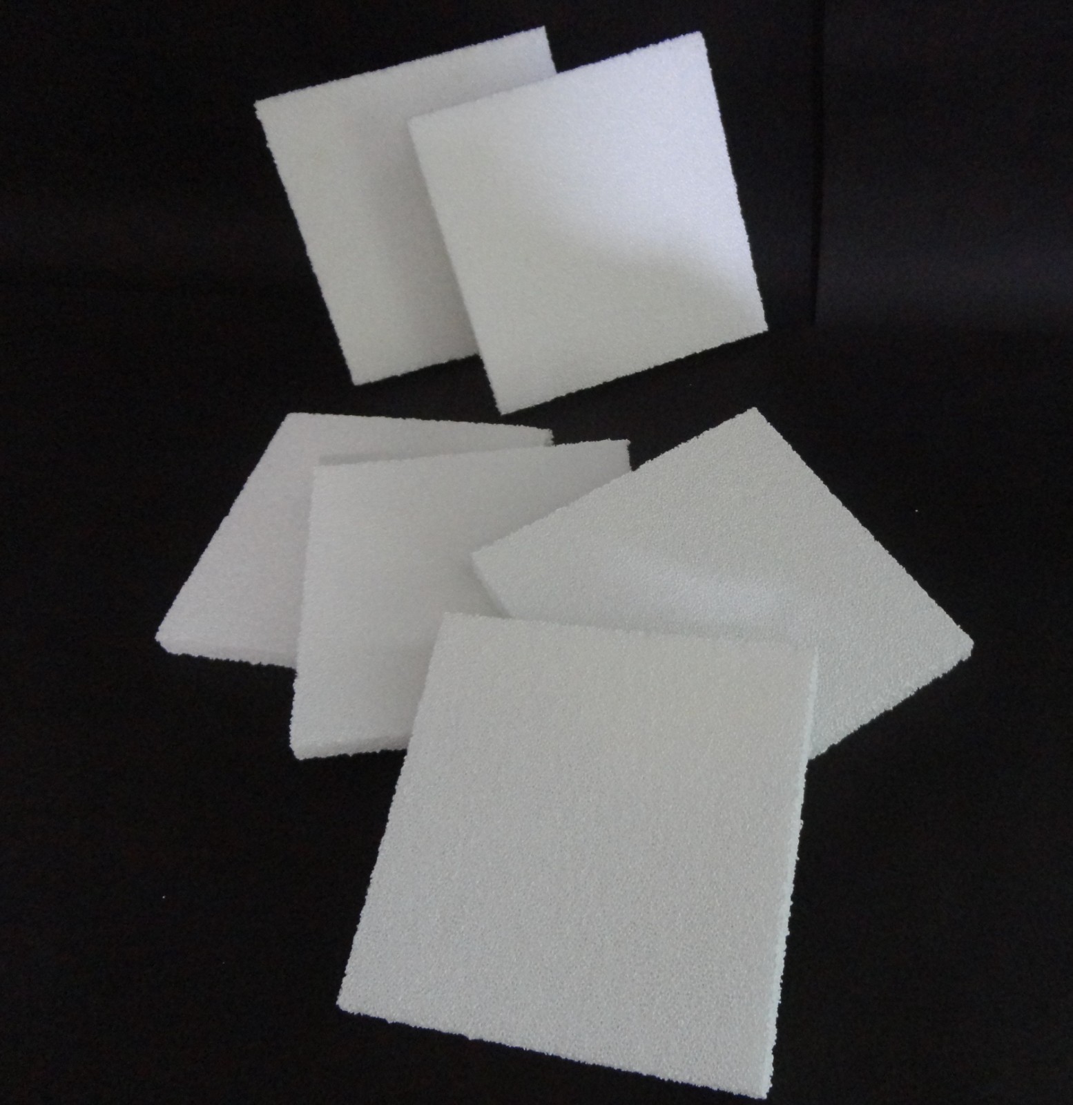 ONE 6″ x 6″ HIGH PURITY RECTANGULAR RETICULATED SPONGE ALUMINA 20 ppi No. 822